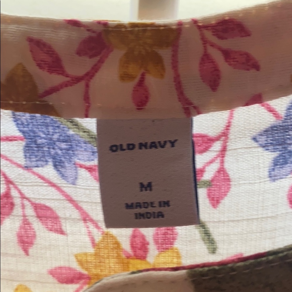 Button up Tank - Picture 3 of 3